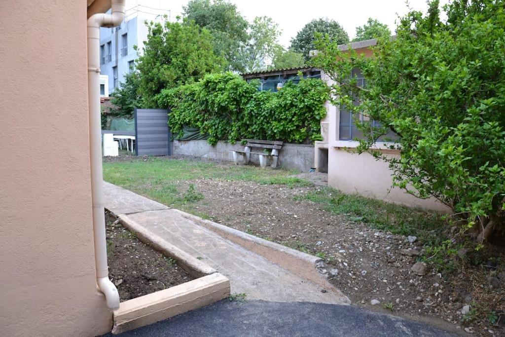 Studio En Residence Privee A Вильорбан Екстериор снимка